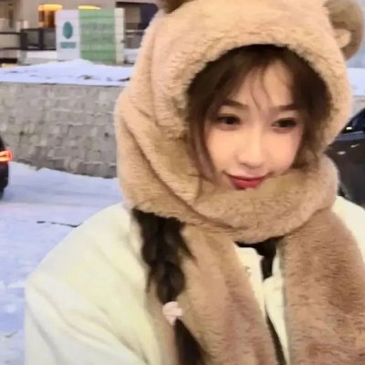劳拉·马尔斯的眼睛